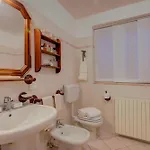 The Emerald Family Retreat - Happy Holiday home *
