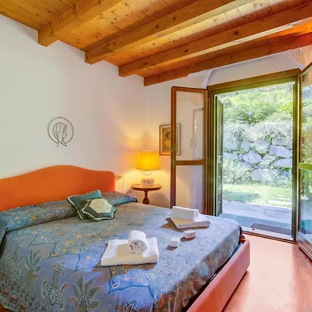 The Emerald Family Retreat With Private Garden - Happy Ferienhaus *