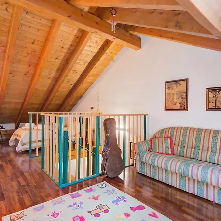Ferienhaus The Emerald Family Retreat With Private Garden - Happy Gignese