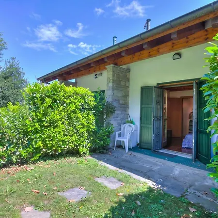 Ferienhaus The Emerald Family Retreat With Private Garden - Happy