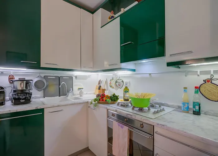 The Emerald Family Retreat - Happy Gignese