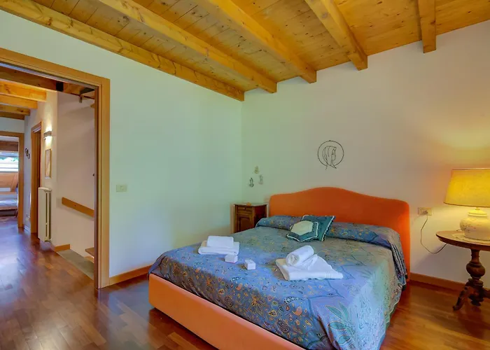 Dom wakacyjny The Emerald Family Retreat - Happy Gignese