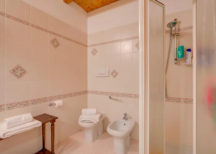 Dom wakacyjny The Emerald Family Retreat - Happy *