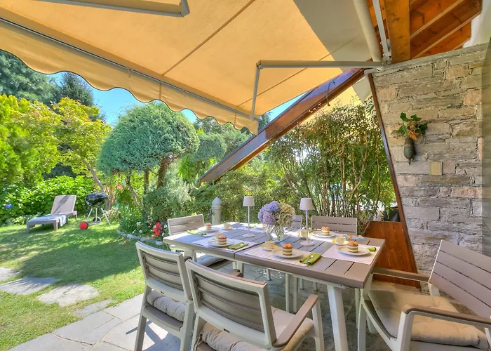 The Emerald Family Retreat - Happy